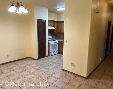 642 Welston Circle - Photo Thumbnail 27