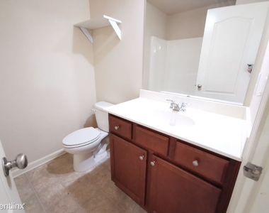 2204 Spicy Pine Lane - Photo Thumbnail 26