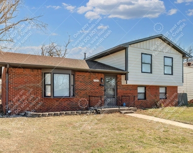 5320 N Tulsa Ave - Photo Thumbnail 1