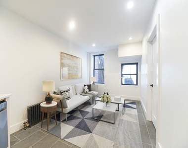 615 1/2 Hudson Street - Photo Thumbnail 0