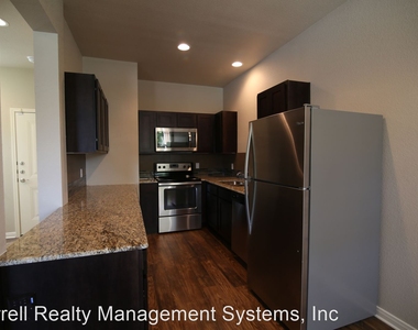 400 Bosque Blvd., Apt. 101 - Photo Thumbnail 2