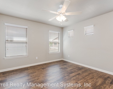 400 Bosque Blvd., Apt. 104 - Photo Thumbnail 6