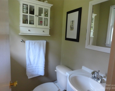 5531 Farmbrook Drive - Photo Thumbnail 11