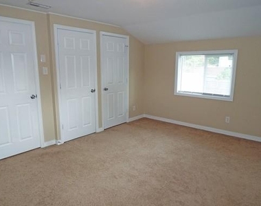 1301 Westridge Road - Photo Thumbnail 10