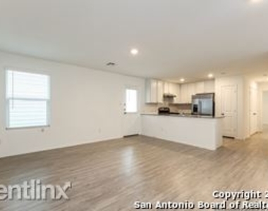 8814 Barrow Path - Photo Thumbnail 2