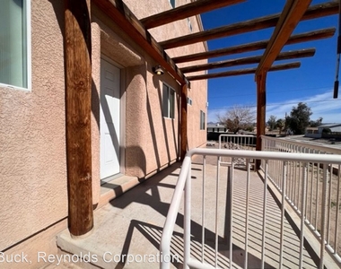 1091 Chaparral Dr - Photo Thumbnail 39