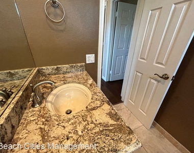 9361 Sunridge Dr - Photo Thumbnail 58