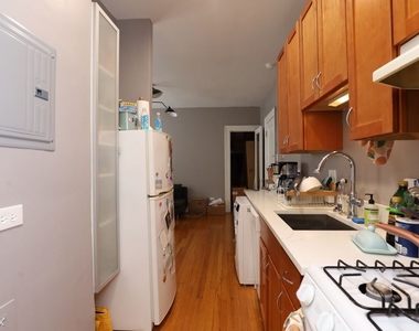 439 W. Melrose, Unit 4b - Photo Thumbnail 2