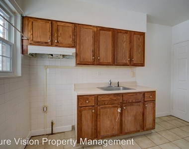 923 N Prairie Ave - Photo Thumbnail 9