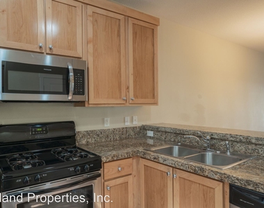 18445 Sw Stepping Stone Dr. #23 - Photo Thumbnail 7