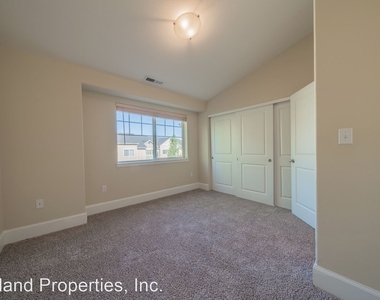 18445 Sw Stepping Stone Dr. #23 - Photo Thumbnail 15