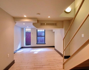 518 East 5th Street - Photo Thumbnail 5