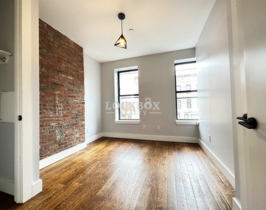 17-21 Putnam Avenue - Photo Thumbnail 4