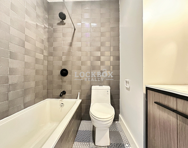 17-21 Putnam Avenue - Photo Thumbnail 14