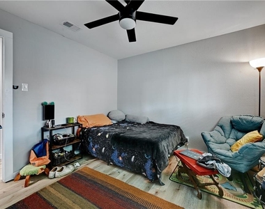 2705  Mulford Cv - Photo Thumbnail 19