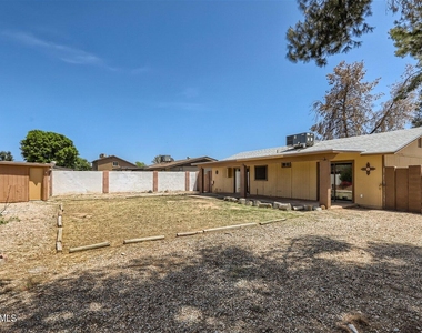 5710 W Altadena Avenue - Photo Thumbnail 10