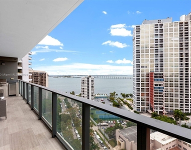 1451 Brickell Ave - Photo Thumbnail 14