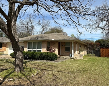 10627 Lake Haven Drive - Photo Thumbnail 0