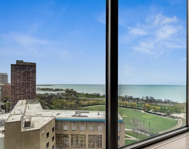 2800 N Lake Shore Drive - Photo Thumbnail 12