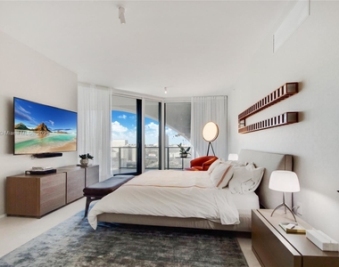 1000 Biscayne Blvd Unit 2101 - Photo Thumbnail 7