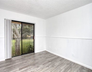 5855 Washington St Apt 94 - Photo Thumbnail 15