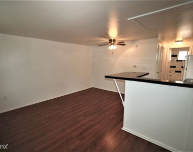 961 Clarkson Street 102 - Photo Thumbnail 2