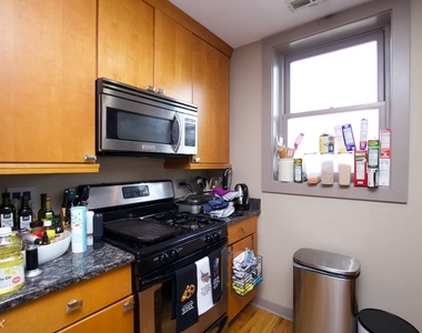 3754 N. Wilton, Unit N4 - Photo Thumbnail 2