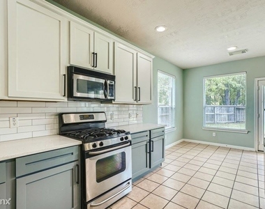 17603 Sierra Creek Lane Unit - Photo Thumbnail 6