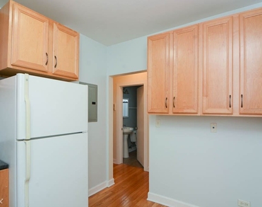 2922 N Sacramento, Unit 2 - Photo Thumbnail 3