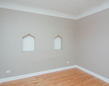 2922 N Sacramento, Unit 2 - Photo Thumbnail 12