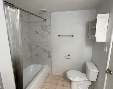 7305-7315 West 9th Place - Photo Thumbnail 18