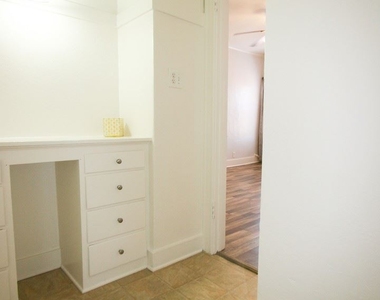 131 S Avenue 63 - Photo Thumbnail 8