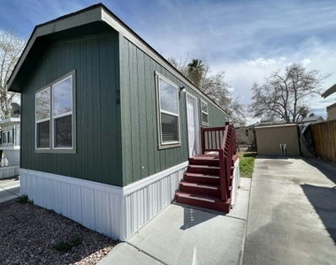 3642 Boulder Highway - Photo Thumbnail 5