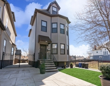 344 Arlington Ave - Photo Thumbnail 44