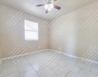 1103 Concho St - Photo Thumbnail 15