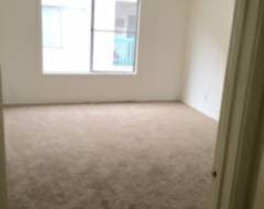 3415 Linden Ave - Photo Thumbnail 5