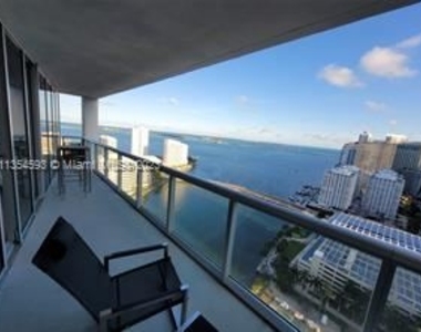 495 Brickell Ave Apt 2901 - Photo Thumbnail 8