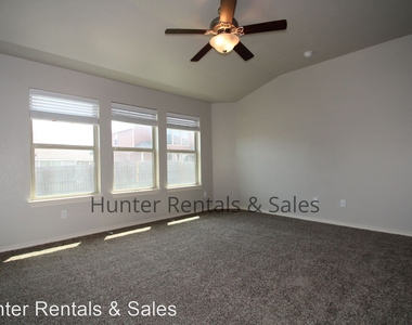 3308 Rusack Dr - Photo Thumbnail 15