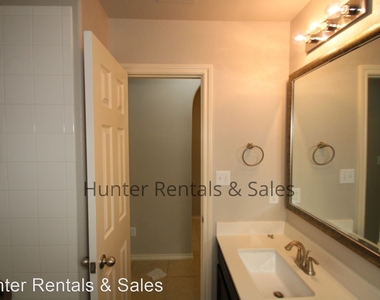 3308 Rusack Dr - Photo Thumbnail 22