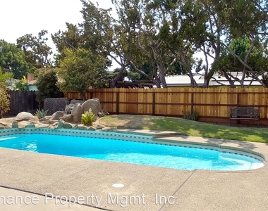 6543 N. Mariposa Ave. - Photo Thumbnail 1