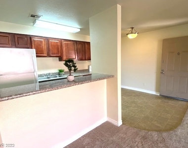 4480 Sandy River Drive - Photo Thumbnail 6