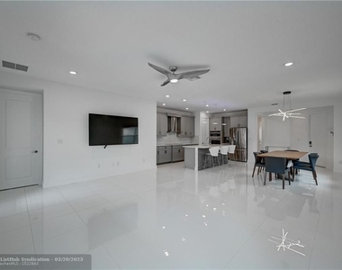 4065 Marina Way - Photo Thumbnail 9