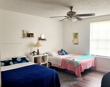 11255 W Atlantic Blvd - Photo Thumbnail 5