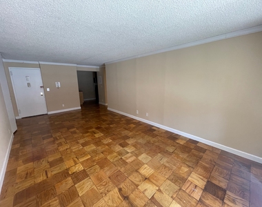 140-16 34th Avenue - Photo Thumbnail 8