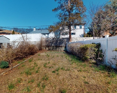 85-77 66th Avenue - Photo Thumbnail 18