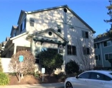 101 Claremont Ter - Photo Thumbnail 0