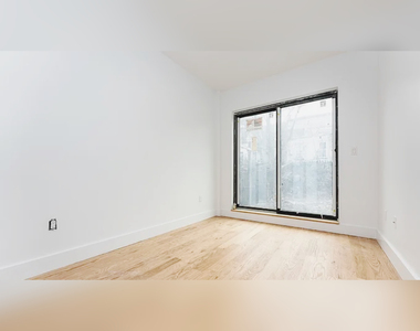 2114 Fulton St - Photo Thumbnail 8