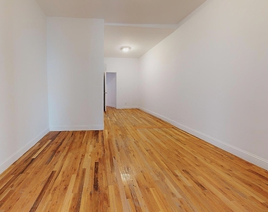 1258 Lexington Avenue, New York, NY 10028 - Photo Thumbnail 2