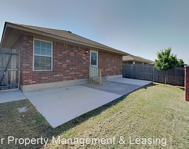 409 Cherokee Gate Drive - Photo Thumbnail 15