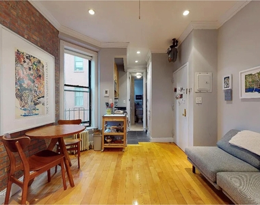 246 Mott St - Photo Thumbnail 3